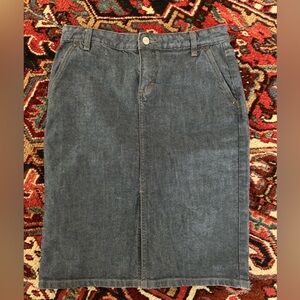 J crew womens knee length denim skirt size 4 lkn